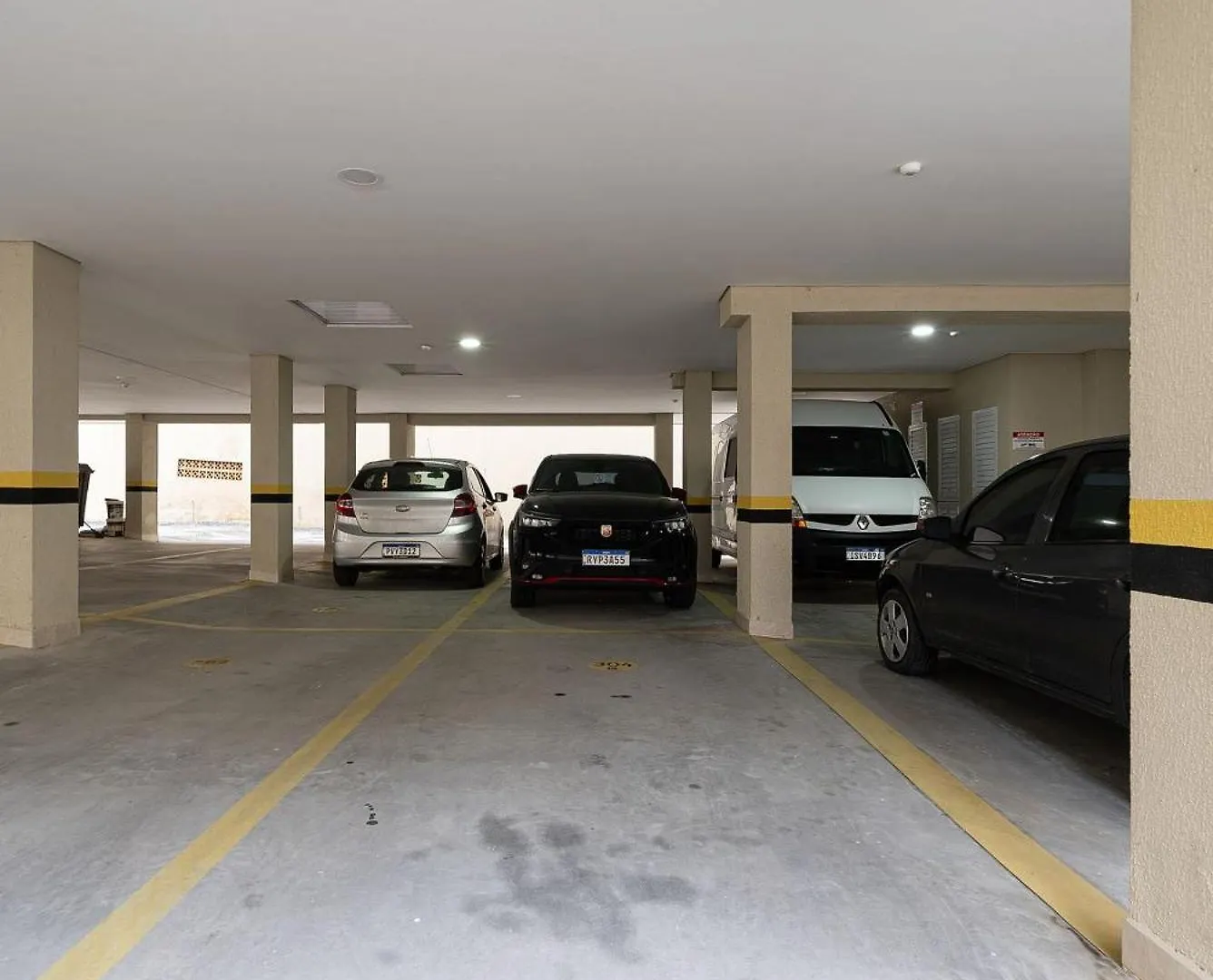 249 - Apartamento Proximo Do Mar Economico Na Cidade De Bombinhas 0*,