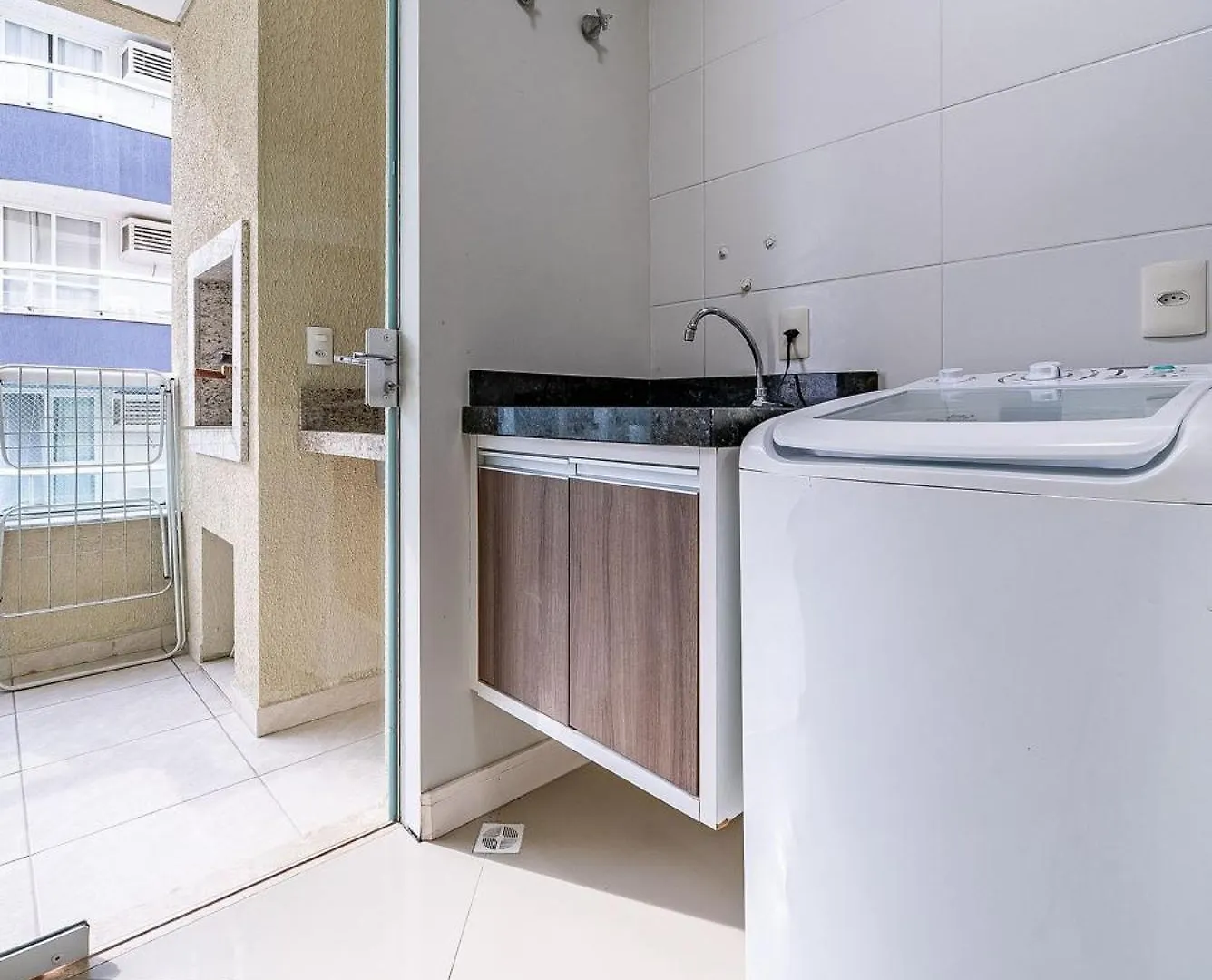 249 - Apartamento Proximo Do Mar Economico Na Cidade De Bombinhas 0*,